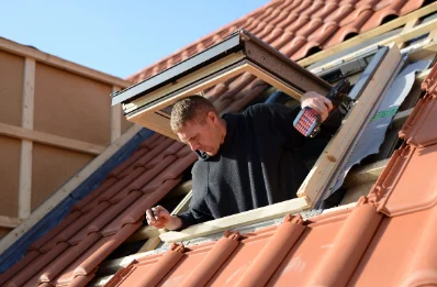 Pose de fenêtres de toit Velux à Offrethun